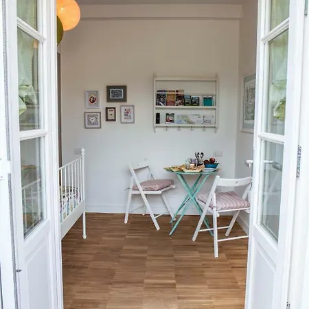 לינה וארוחת בוקר Villarocca Da Ines E Perizia