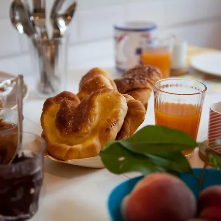 Bed & Breakfast Villarocca Da Ines E Perizia 4*